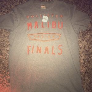 😱PRICE DROP😱👕Hollister Malibu Finals T-Shirt👕